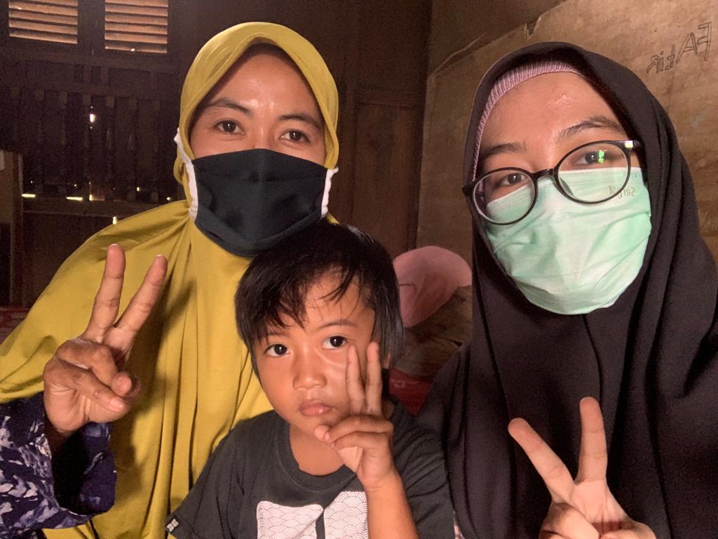 Kunjungan Pertama : Ibu Thira